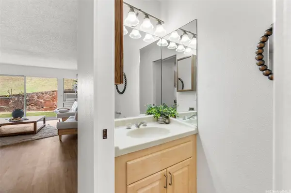 98-1485 Kaahumanu ST #E136, Aiea, HI 96701