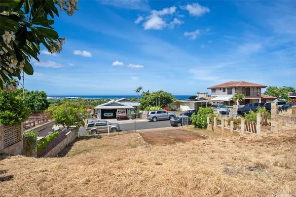 92-674 Malahuna LOOP, Kapolei, HI 96707
