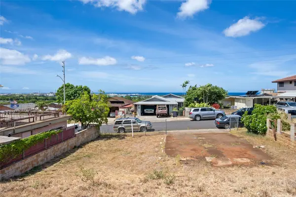 92-674 Malahuna LOOP, Kapolei, HI 96707
