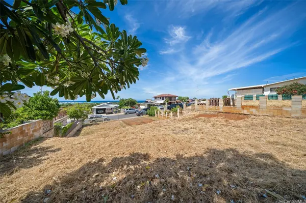 92-674 Malahuna LOOP, Kapolei, HI 96707