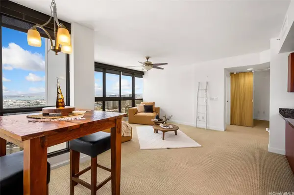 600 Queen ST #3809, Honolulu, HI 96813