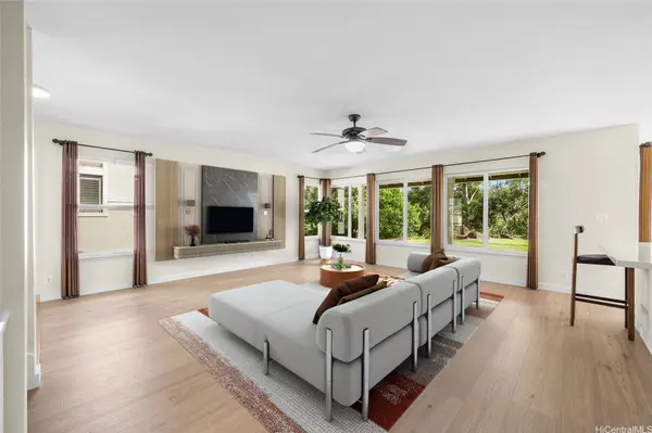 98-2078 Kaahumanu ST #E, Aiea, HI 96701
