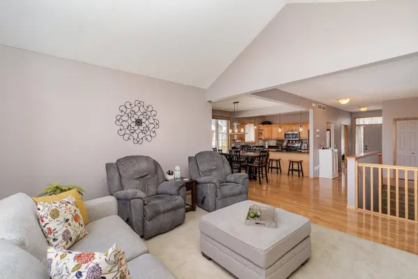 1130 Shumway CT, Faribault, MN 55021