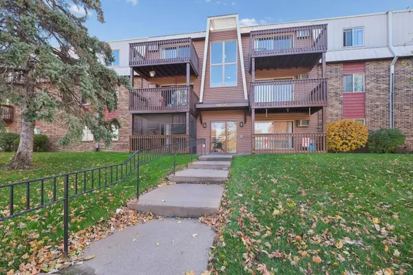 14620 Garrett AVE #104, Saint Paul, MN 55124