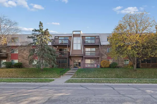 14620 Garrett AVE #104, Saint Paul, MN 55124