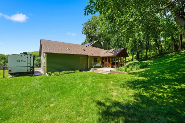 12568 Everest CT E, Saint Paul, MN 55124