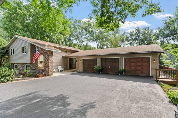 2821 Saddlebrooke CIR