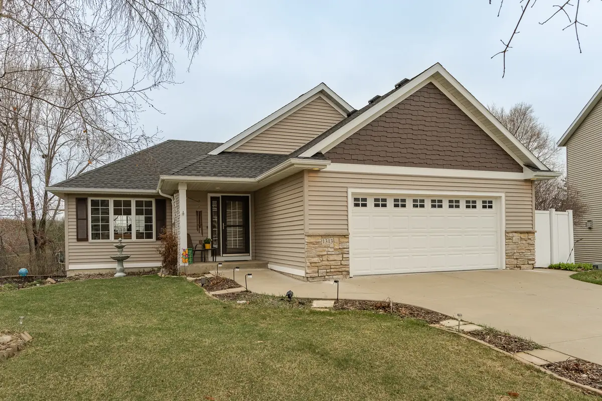 1313 Century Point Lane Northeast, Rochester, MN 55906