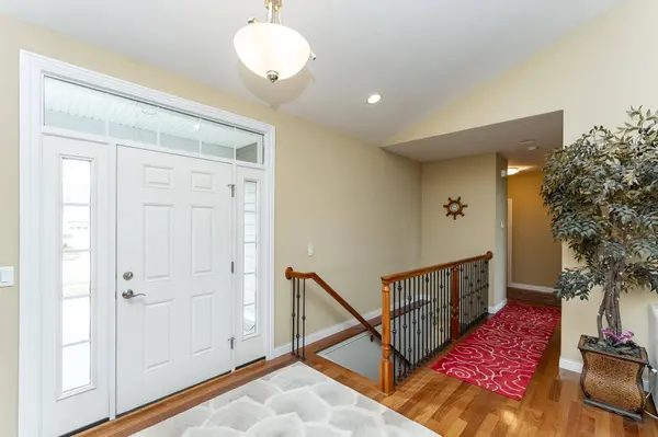 1664 Century Valley RD NE, Rochester, MN 55906