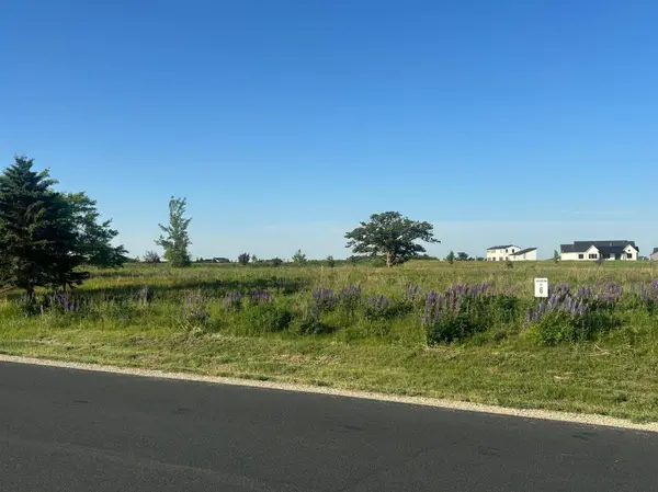 3804 Mayowood RD SW, Rochester, MN 55902