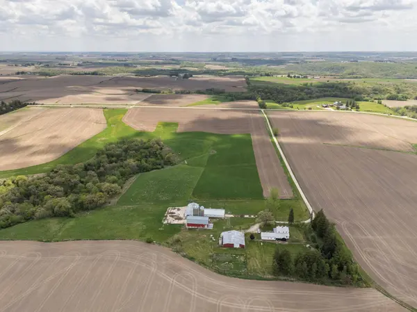 41853 County 12, Mabel, MN 55954