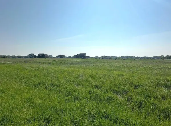 2828 Prairie Woods LN SW, Rochester, MN 55902