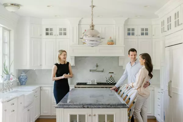 The Hidden Dangers of Not Using a Buyer's Agent,Stephanie Funk