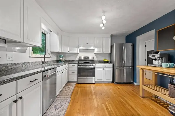 93 Cedar Rd N, Medford, MA 02155