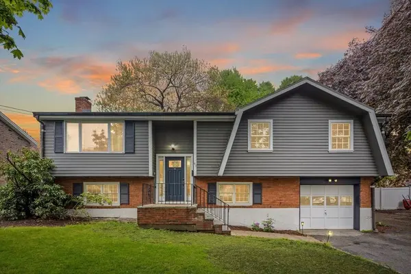 93 Cedar Rd N, Medford, MA 02155