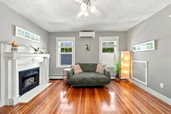 61 Dartmouth St #3, Belmont, MA 02478