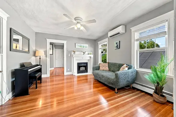 61 Dartmouth St #3, Belmont, MA 02478
