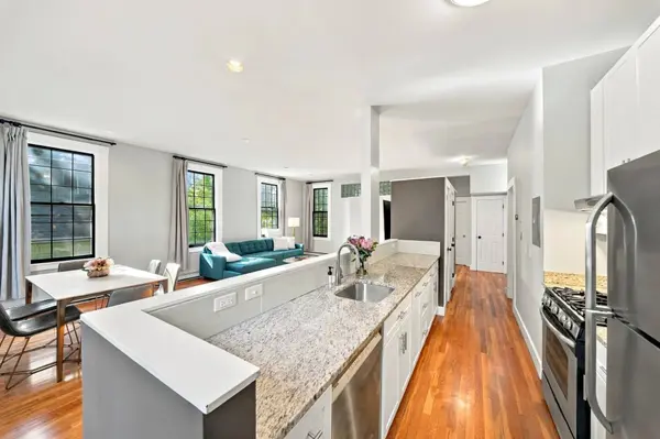 109 River St #2A, Cambridge, MA 02139