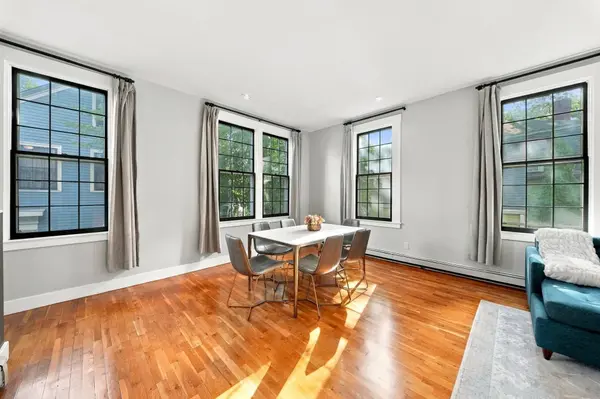 109 River St #2A, Cambridge, MA 02139