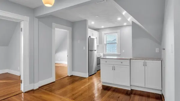 90 Cypress St #2, Watertown, MA 02472