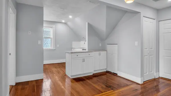 90 Cypress St #2, Watertown, MA 02472