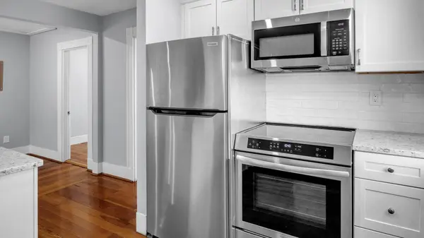 90 Cypress St #2, Watertown, MA 02472