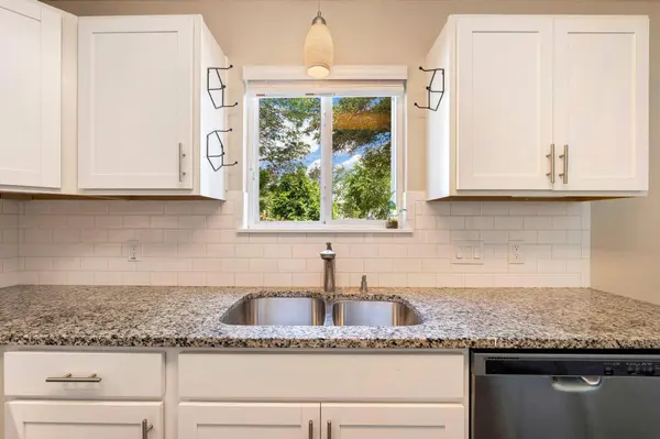 8536 Birmingham DR, Austin, TX 78748