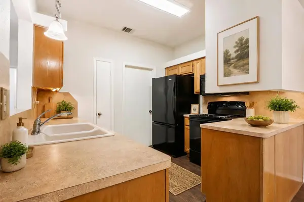 6501 Brush Country RD #109, Austin, TX 78749