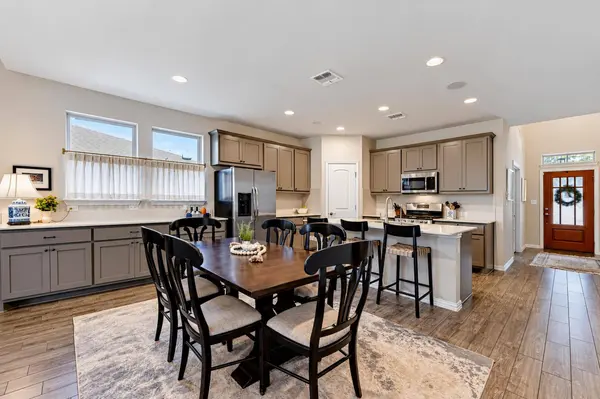 1741 Oyster CRK, Buda, TX 78610