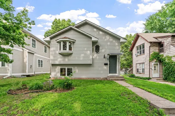 744 Pierce ST NE, Minneapolis, MN 55413