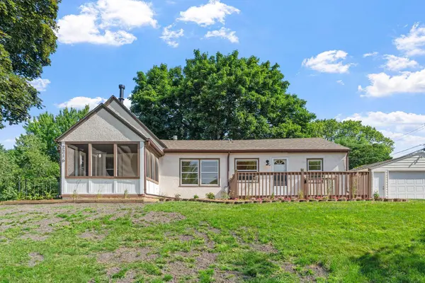 2216 W 57th ST, Minneapolis, MN 55419