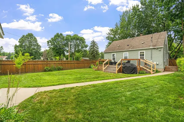 3253 Hampshire AVE S, Saint Louis Park, MN 55426