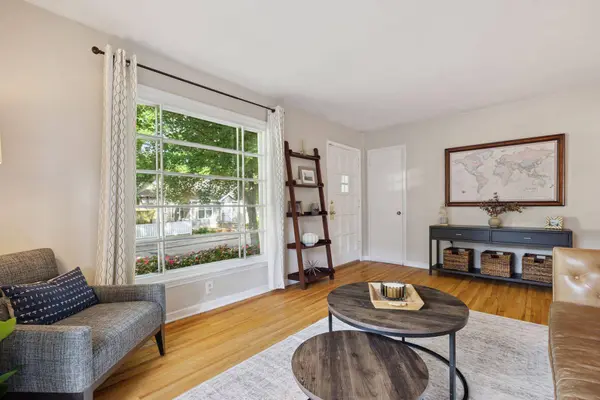 4235 Princeton AVE, Saint Louis Park, MN 55416