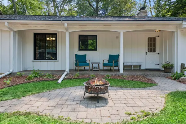 16805 Linden DR, Minnetonka, MN 55345