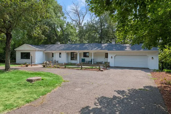 16805 Linden DR, Minnetonka, MN 55345