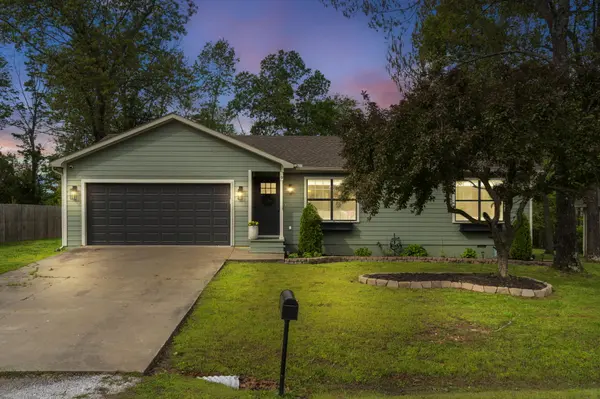 9 Worlaby Drive, Bella Vista, AR 72715