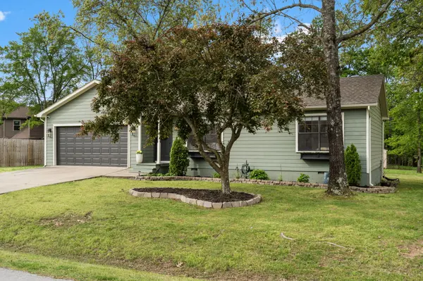 9 Worlaby Drive, Bella Vista, AR 72715