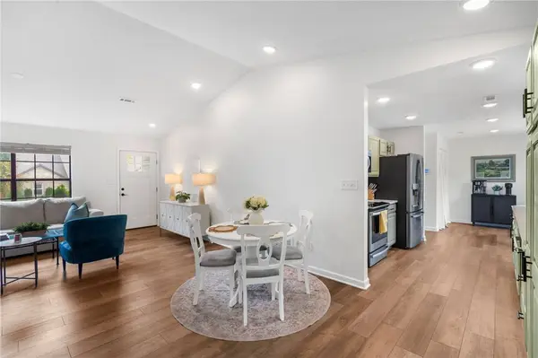 9 Worlaby Dr, Bella Vista, AR 72715