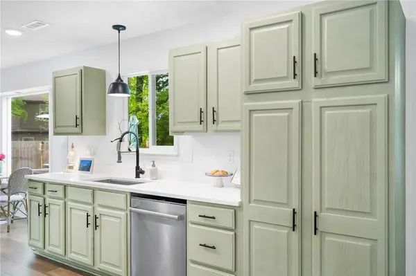 9 Worlaby Dr, Bella Vista, AR 72715