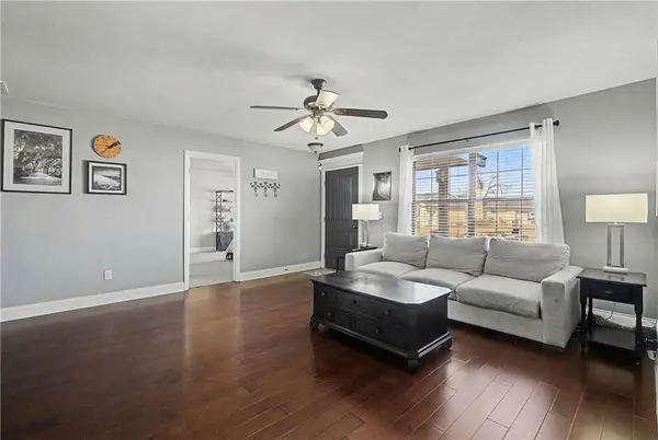 924 S 25th St, Rogers, AR 72758