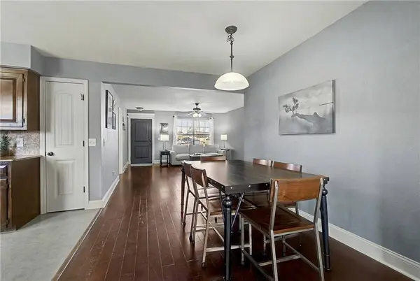 924 S 25th St, Rogers, AR 72758