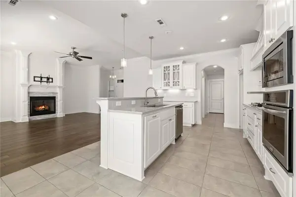 1210 Stoneybrook Ln, Bentonville, AR 72713