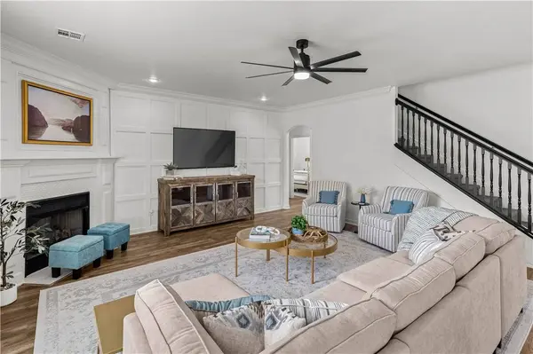 1301 NE Buckingham Blvd, Bentonville, AR 72712