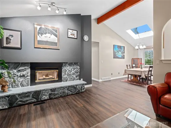 11327 28th DR SE, Everett, WA 98208