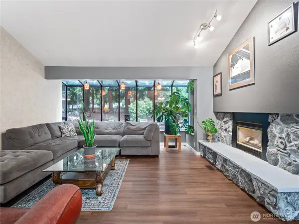 11327 28th DR SE, Everett, WA 98208