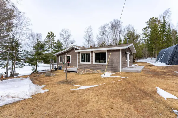 13282 Lodge RD, Fall Lake Twp, MN 55731