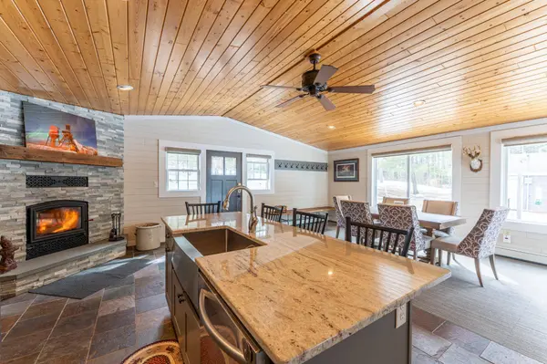 13282 Lodge RD, Fall Lake Twp, MN 55731