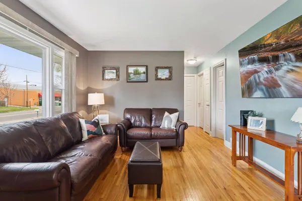 8215 Grange BLVD, Cottage Grove, MN 55016