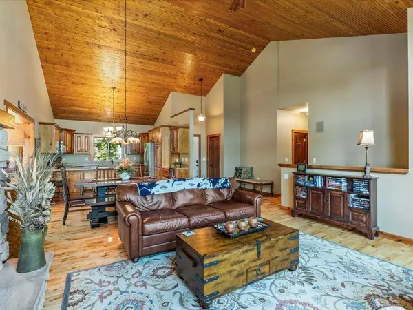 13598 Ox Cove TRL, Crosslake, MN 56442