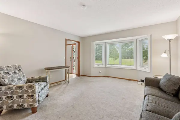 6363 Juneau LN N, Maple Grove, MN 55311